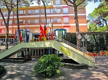 מרינה רומיאה Meridiana Family & Nature Hotel
