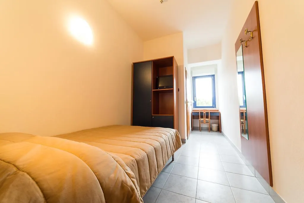 Meridiana Family & Nature Hotel Marina Romea 3*,